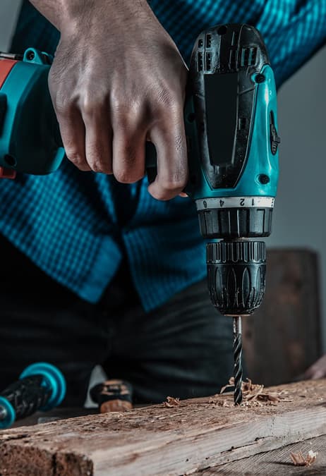 Tools & Hardware